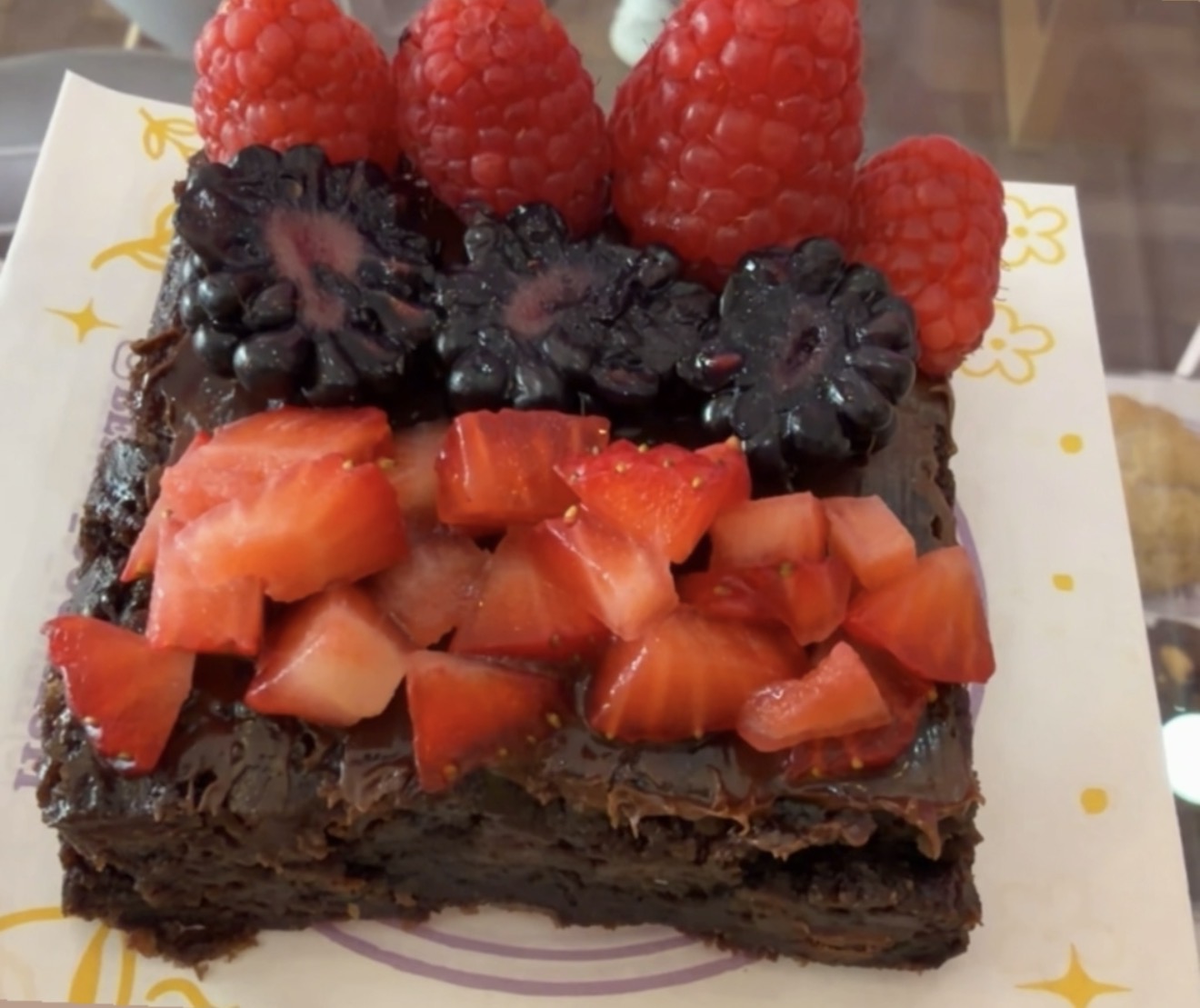 Brownies frutos rojos (bajo pedido)